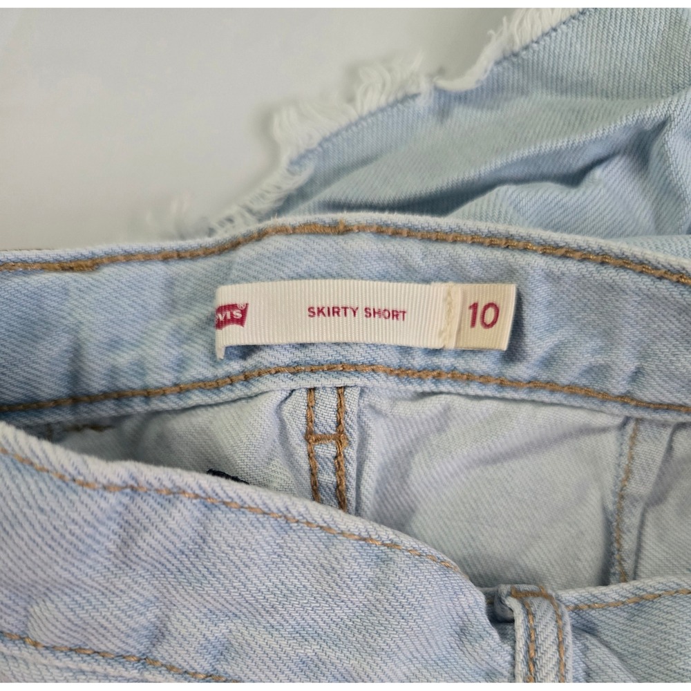 Levis Skirty Short Girls 10 Light Wash Denim Frayed Hem High Waist Shorts - Picture 12 of 14